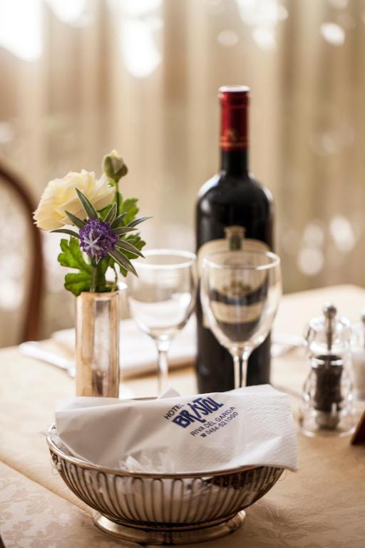 Hotel Bristol 리바 델 이탈리아 베로나 외부 사진